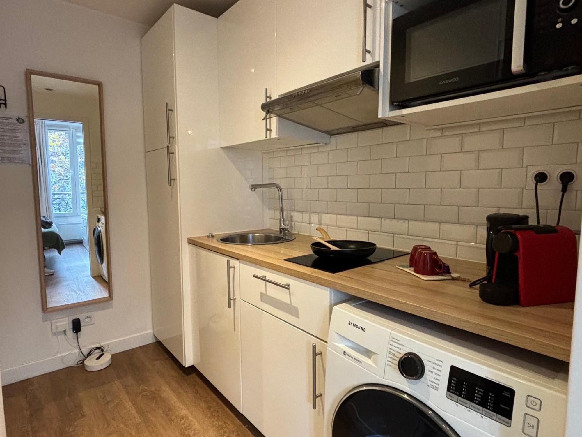 Clichy Studio Getaway - C70 パリ エクステリア 写真