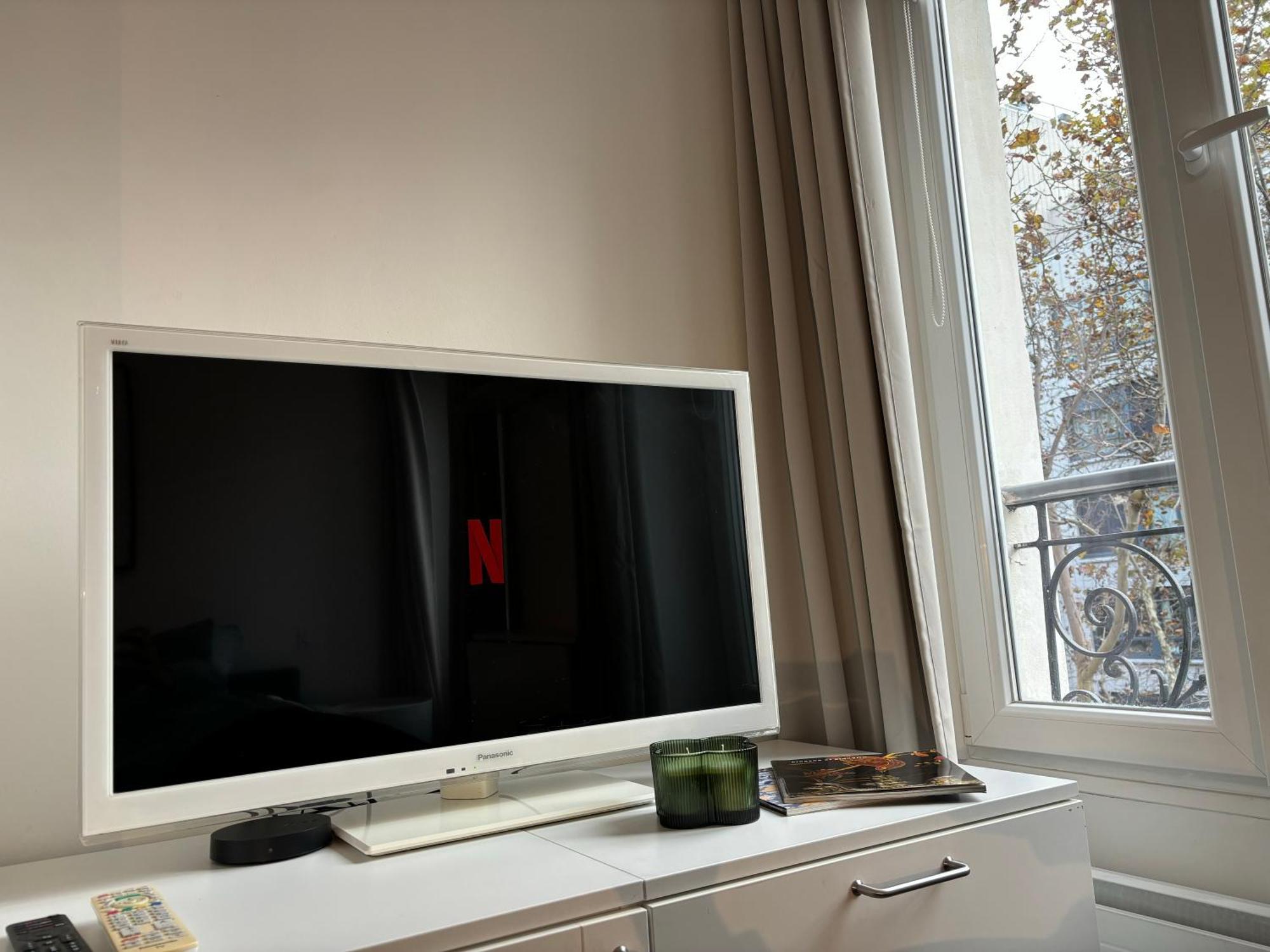 Clichy Studio Getaway - C70 パリ エクステリア 写真